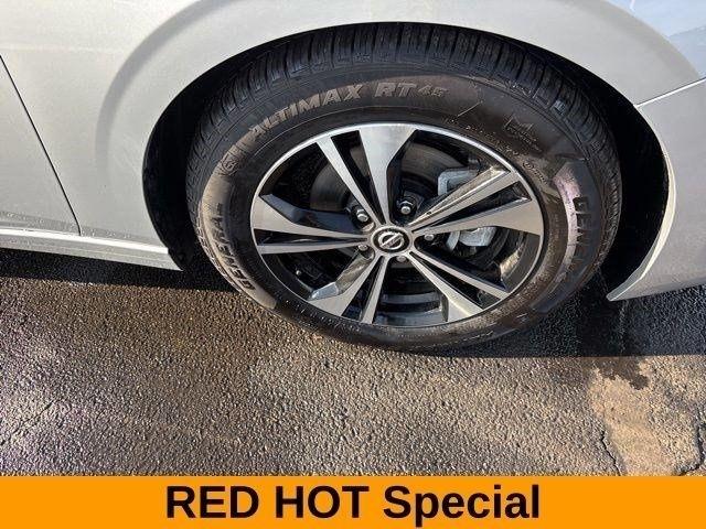 Nissan Sentra SV 2023