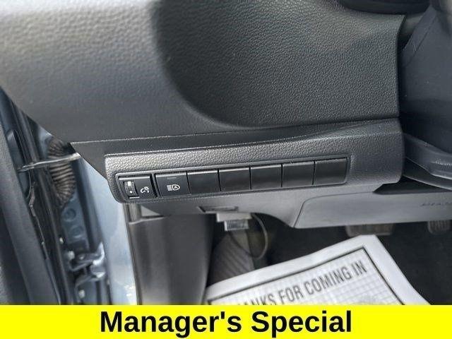 Toyota Corolla LE 2023