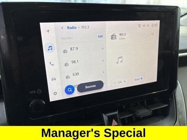 Toyota Corolla LE 2023