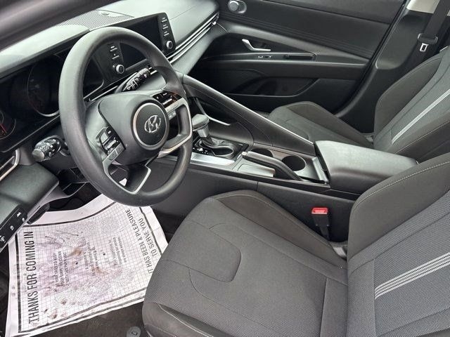 Hyundai Elantra SE 2023