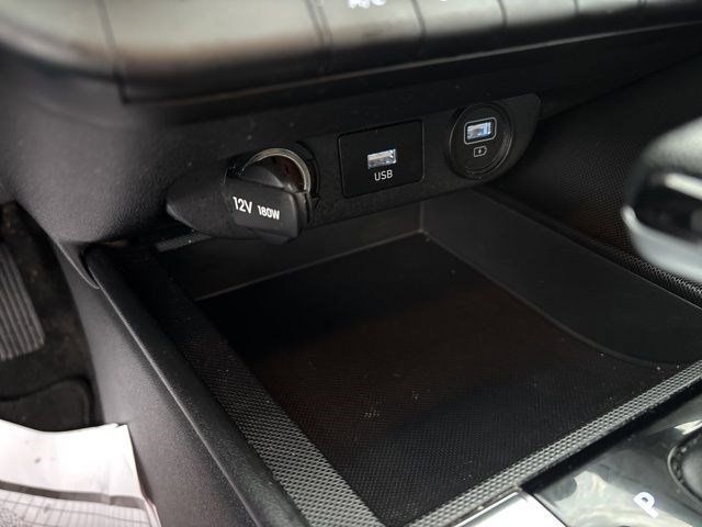 Hyundai Elantra SE 2023