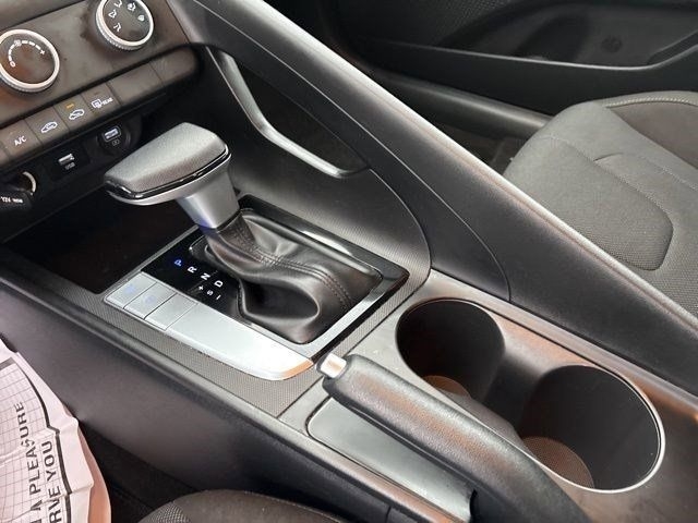 Hyundai Elantra SE 2023