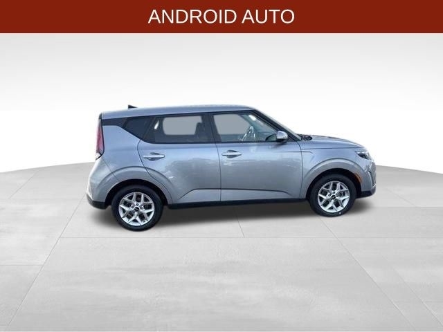 Kia Soul LX CVT 2024