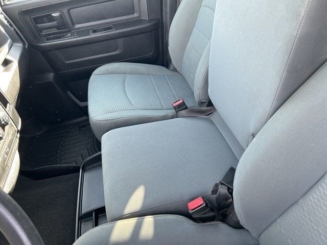 RAM 1500 Classic Tradesman Crew Cab SWB 4WD 2019