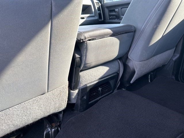 RAM 1500 Classic Tradesman Crew Cab SWB 4WD 2019