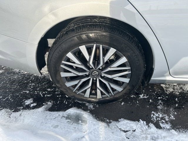 Nissan Altima 2.5 SV 2024