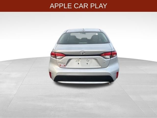 Toyota Corolla LE 2021