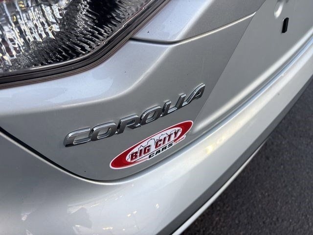 Toyota Corolla LE 2021