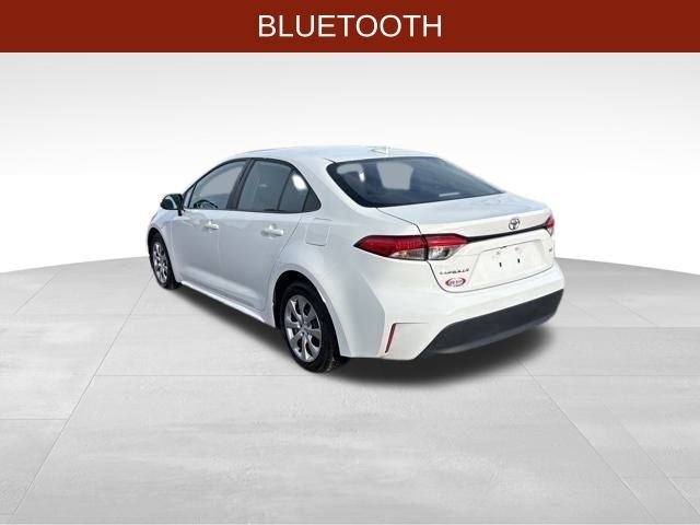 Toyota Corolla LE 2024