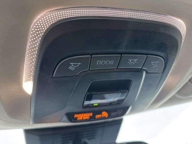 Toyota Corolla LE 2024