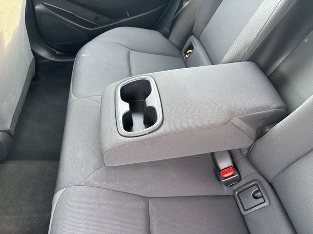 Toyota Corolla LE 2024