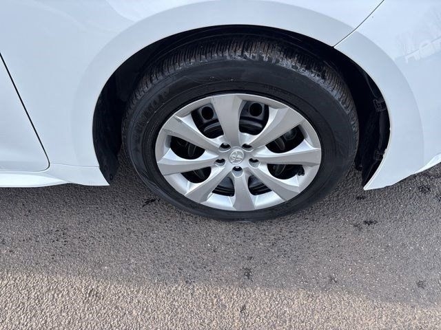 Toyota Corolla LE 2024