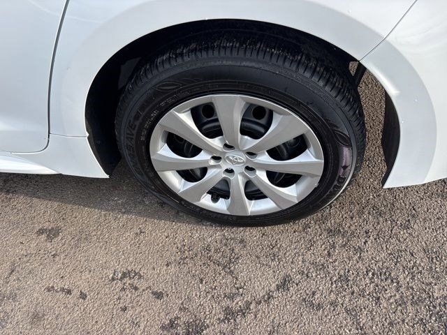 Toyota Corolla LE 2024