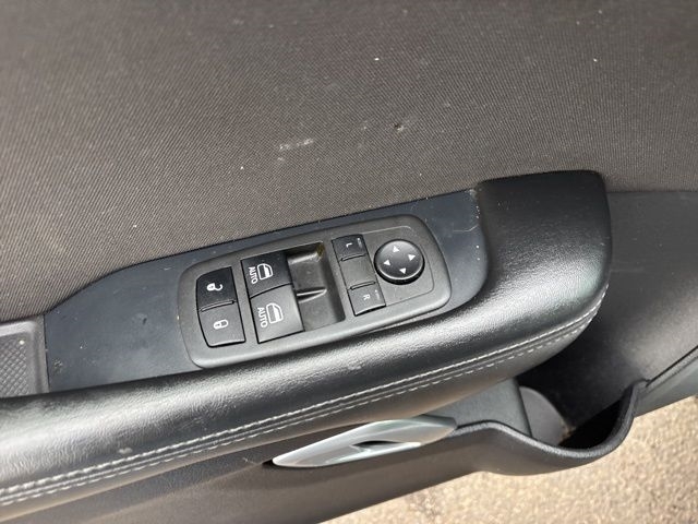 Dodge Challenger GT AWD 2021