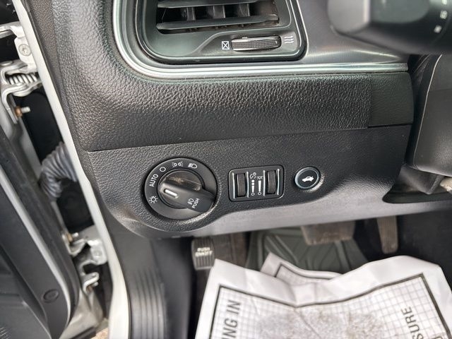 Dodge Challenger GT AWD 2021