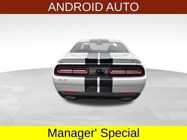 Dodge Challenger GT AWD 2021