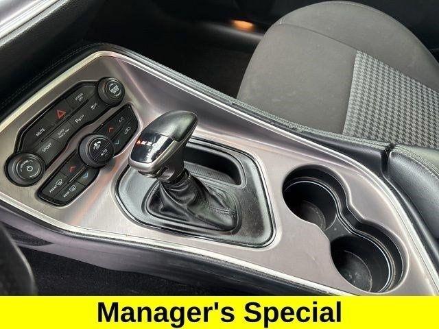 Dodge Challenger GT AWD 2021