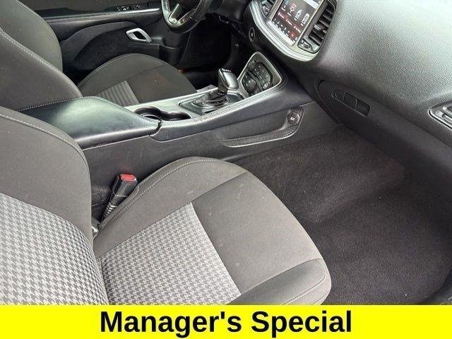 Dodge Challenger GT AWD 2021