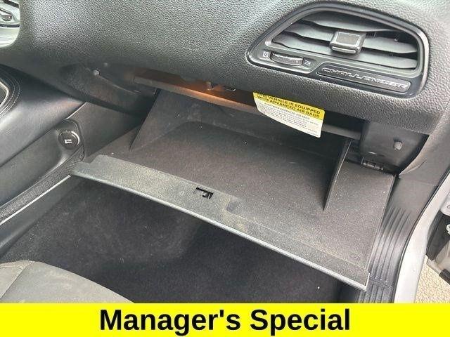 Dodge Challenger GT AWD 2021