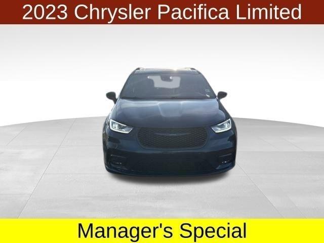 Chrysler Pacifica Limited AWD 2023