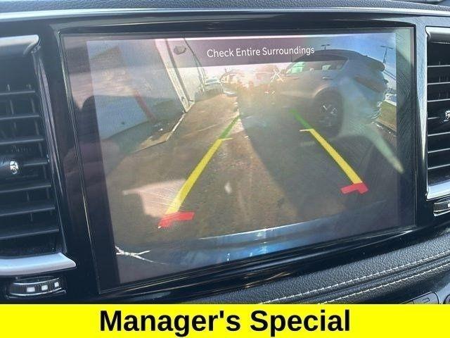 Chrysler Pacifica Limited AWD 2023