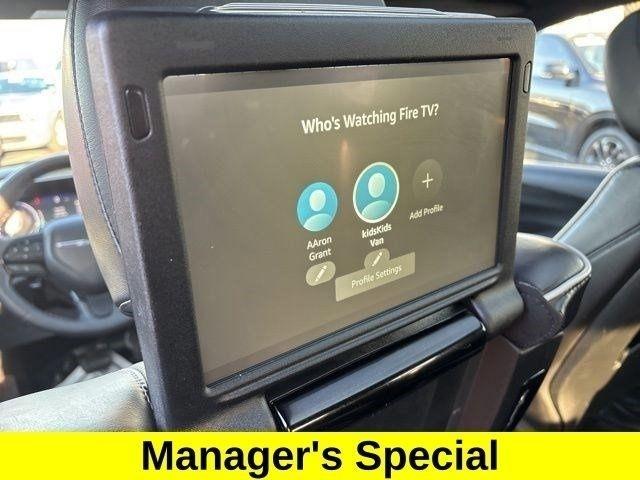 Chrysler Pacifica Limited AWD 2023