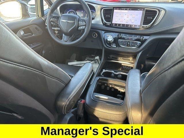Chrysler Pacifica Limited AWD 2023