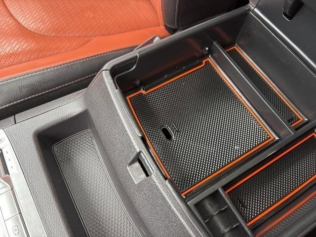 Kia Carnival SX Prestige 2022