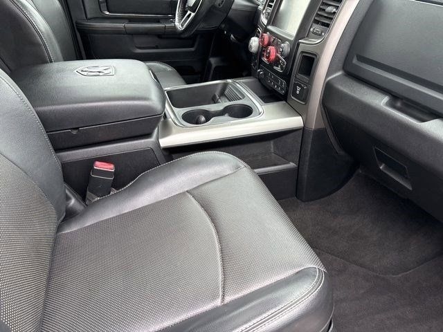 RAM 1500 Sport Crew Cab SWB 4WD 2016