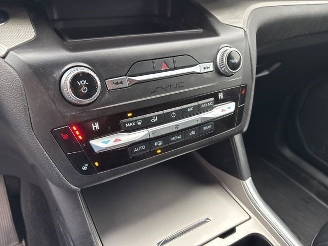 Ford Explorer XLT AWD 2020