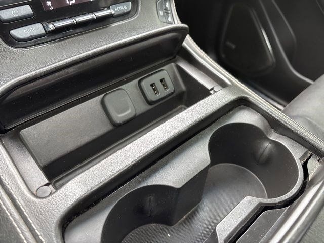 Chevrolet Suburban Premier 4WD 2017