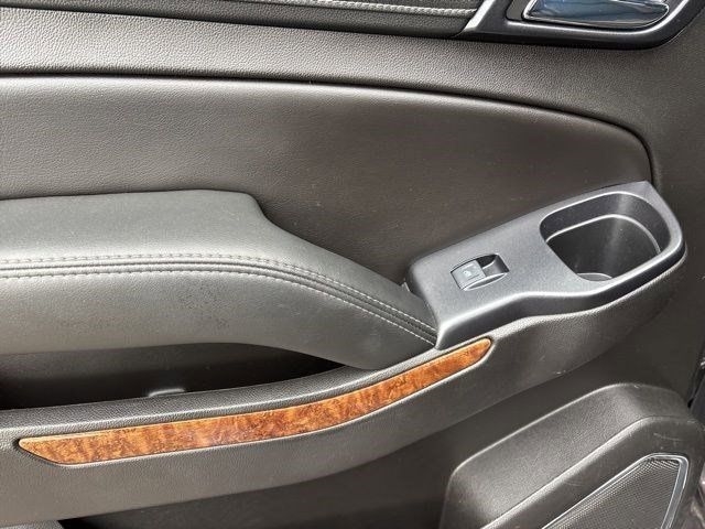 Chevrolet Suburban Premier 4WD 2017