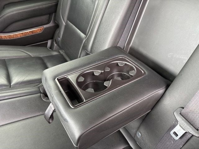 Chevrolet Suburban Premier 4WD 2017