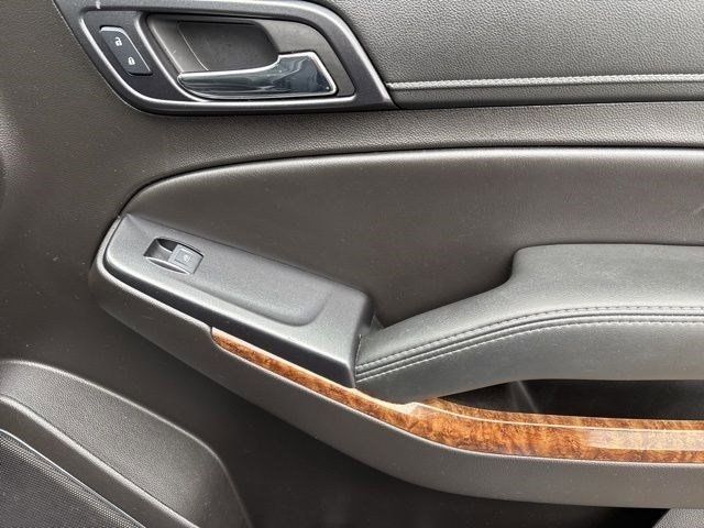 Chevrolet Suburban Premier 4WD 2017