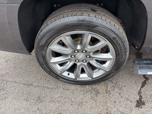 Chevrolet Suburban Premier 4WD 2017