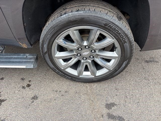 Chevrolet Suburban Premier 4WD 2017