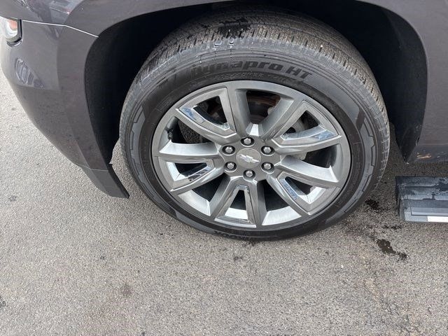 Chevrolet Suburban Premier 4WD 2017