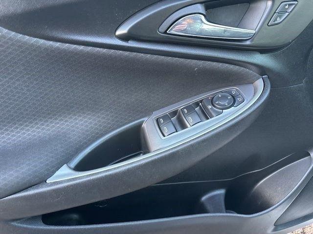 Chevrolet Malibu  2023