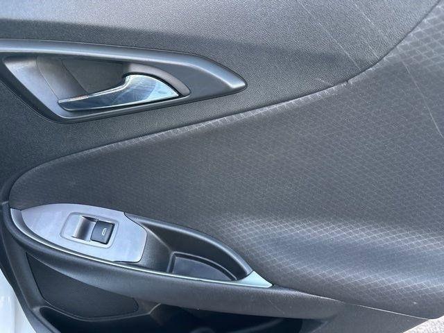 Chevrolet Malibu  2023