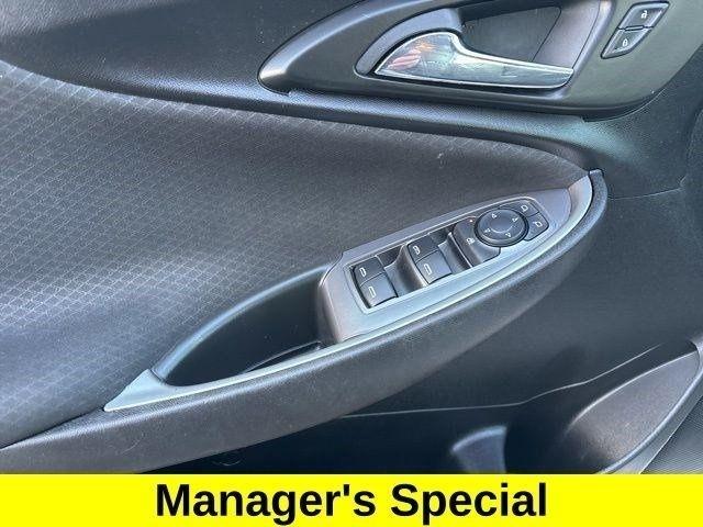 Chevrolet Malibu  2023