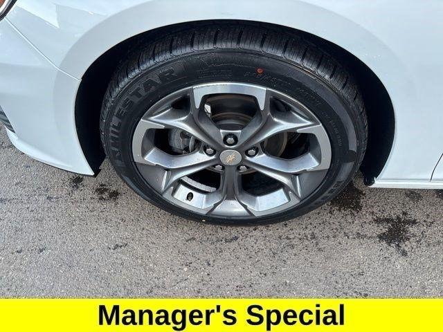 Chevrolet Malibu  2023