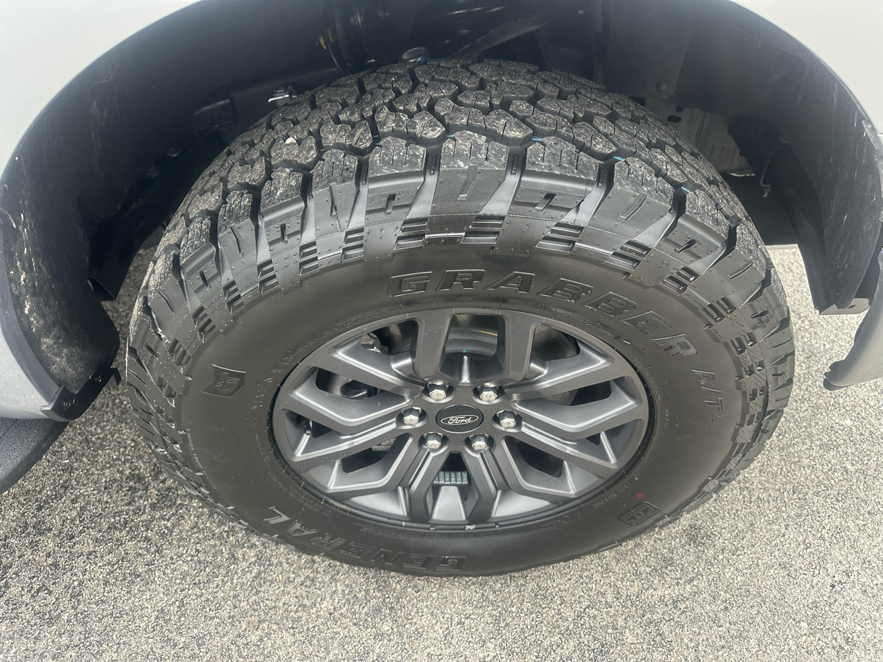 Ford F-150 Tremor SuperCrew 4WD 2025