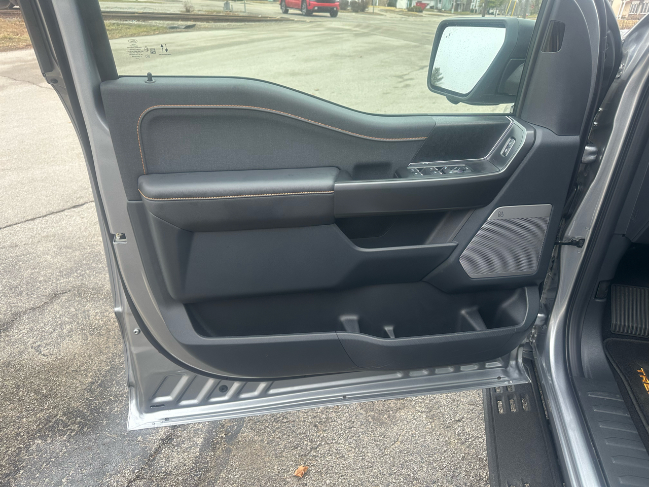 Ford F-150 Tremor SuperCrew 4WD 2025