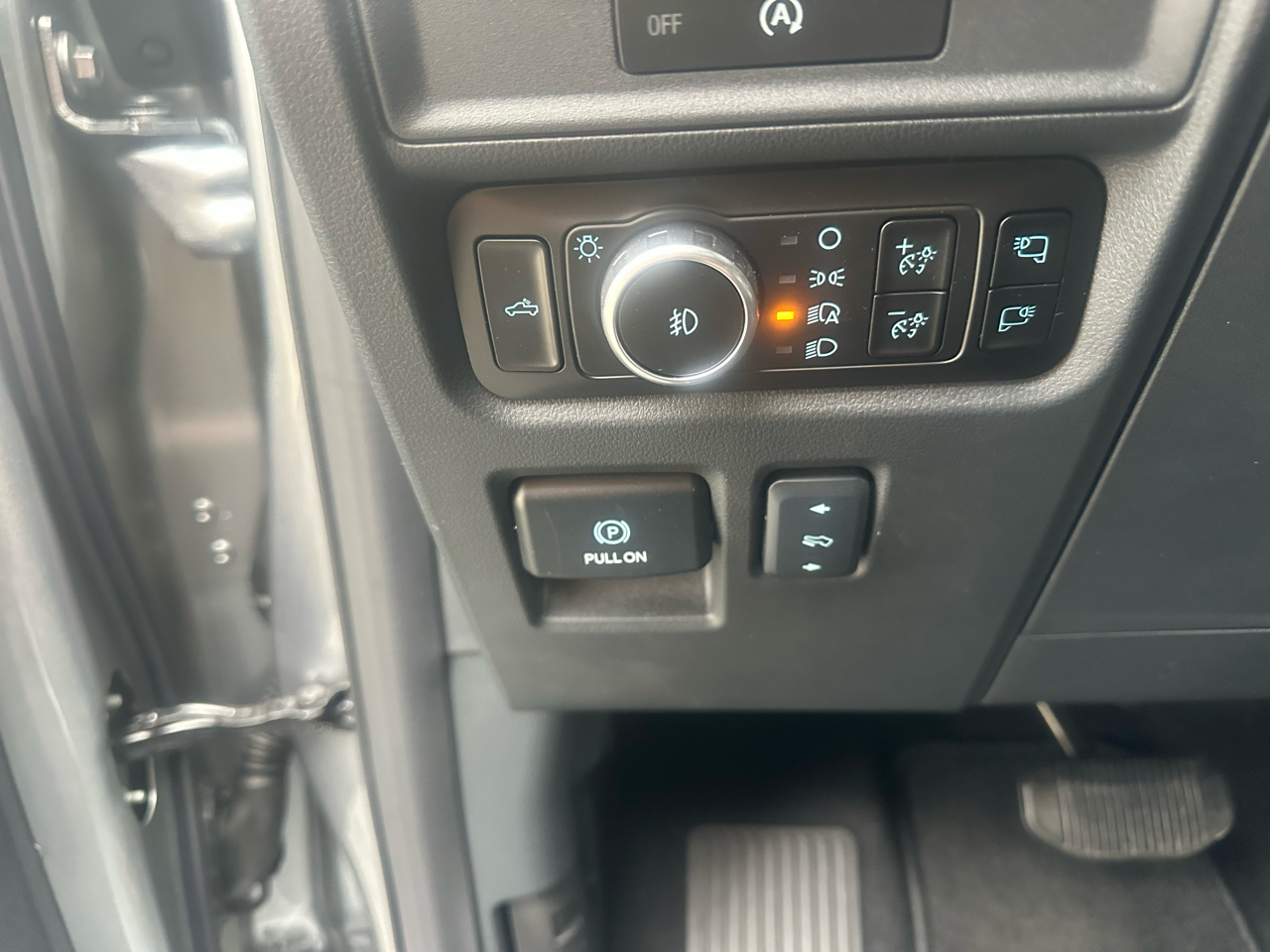 Ford F-150 Tremor SuperCrew 4WD 2025