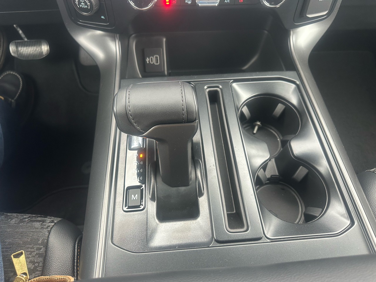 Ford F-150 Tremor SuperCrew 4WD 2025