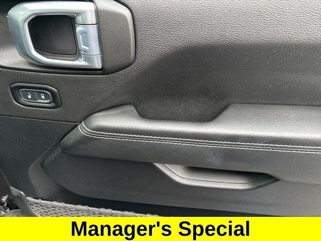 Jeep Wrangler Unlimited Sahara 4WD 2021