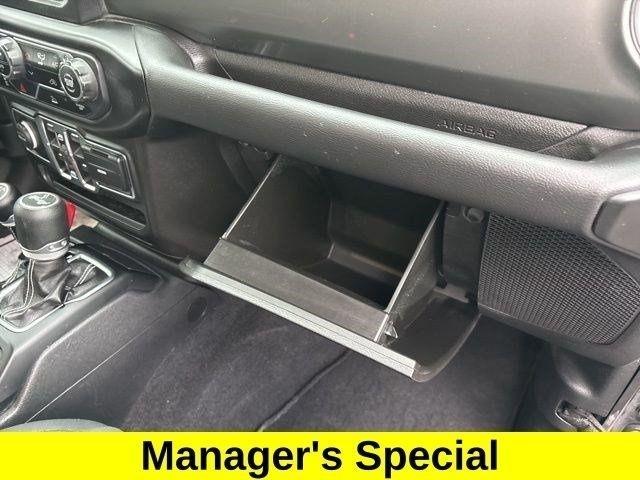 Jeep Wrangler Unlimited Sahara 4WD 2021