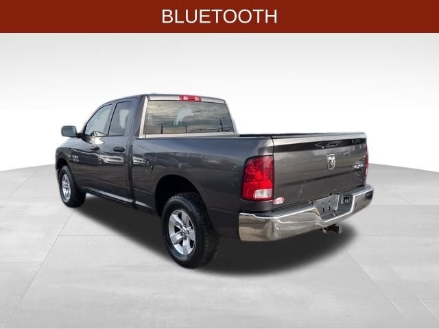 RAM 1500 Tradesman Quad Cab 4WD 2015