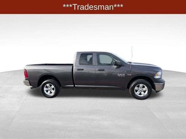RAM 1500 Tradesman Quad Cab 4WD 2015