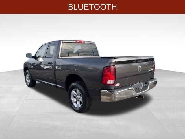 RAM 1500 Tradesman Quad Cab 4WD 2015